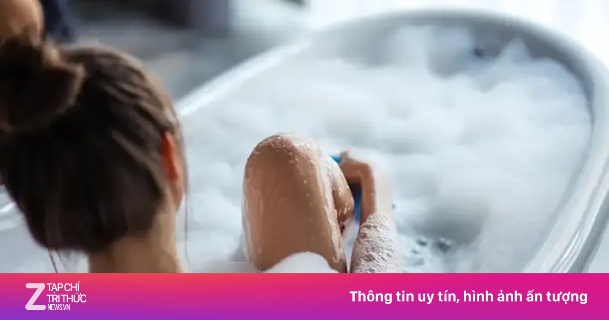 Có nên dùng dung dịch vệ sinh phụ nữ hàng ngày?