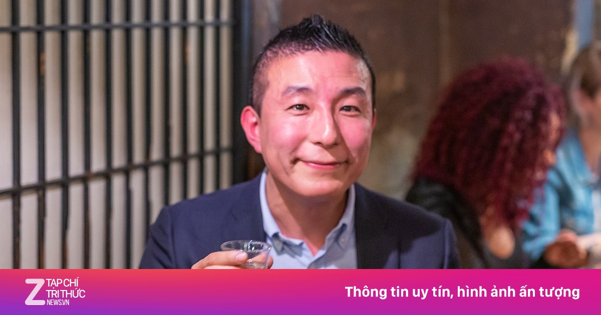 Vì sao nhiều người đỏ bừng mặt dù chỉ 'nhấp môi' chút rượu?