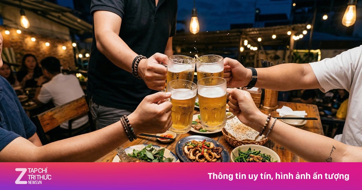 Uống cả chục chai bia vẫn “ổn”, nhưng 2 lít nước lọc lại khó: Vì sao?