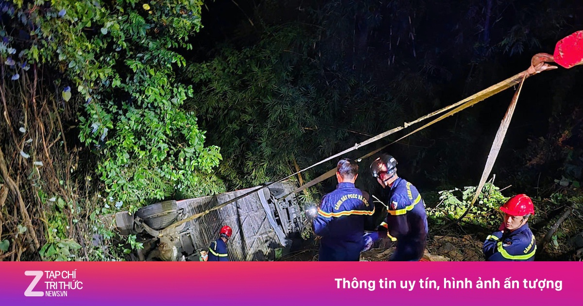 Tình trạng đăng kiểm của hai ôtô vụ xe khách lao xuống vực ở Bảo Lộc