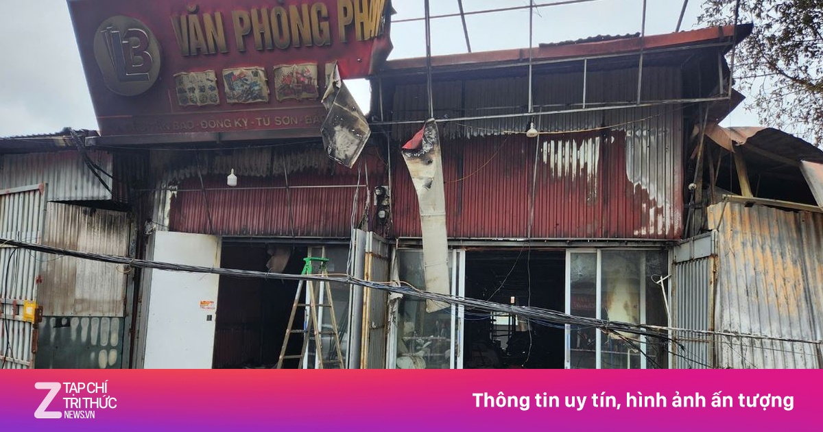 Cháy lớn tại kiot bán hàng, một cháu bé tử vong