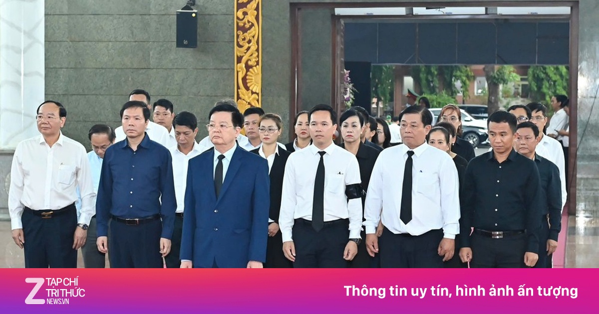 Lãnh đạo Chính phủ, TP.HCM viếng GS, TS. Phan Lương Cầm