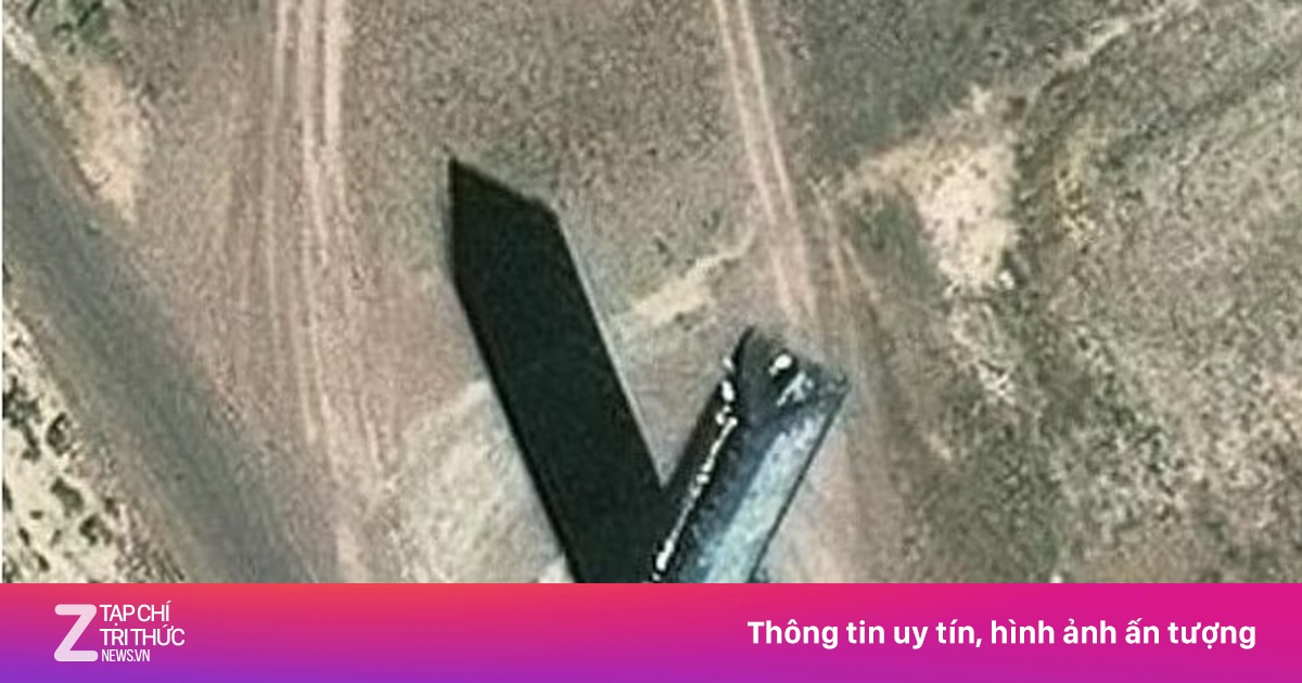Bí ẩn toà tháp hình tam giác tại 'Khu vực 51' của Không quân Mỹ