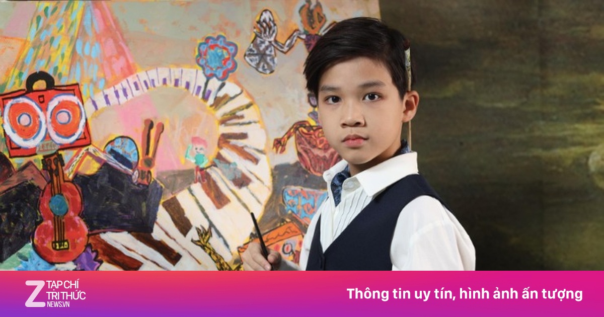 Họa sĩ 11 tuổi tặng thư viện sách cho bạn vùng cao từ tiền bán tranh