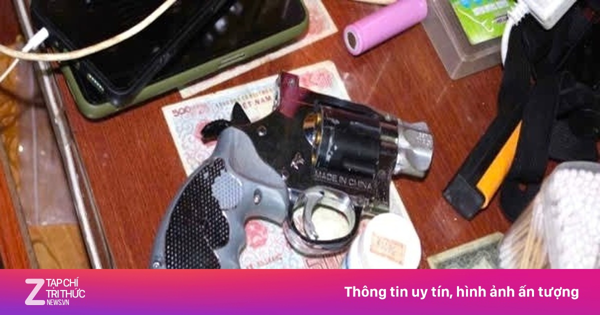 Bắt đối tượng rào nhà bằng lưới B40 để bán ma túy