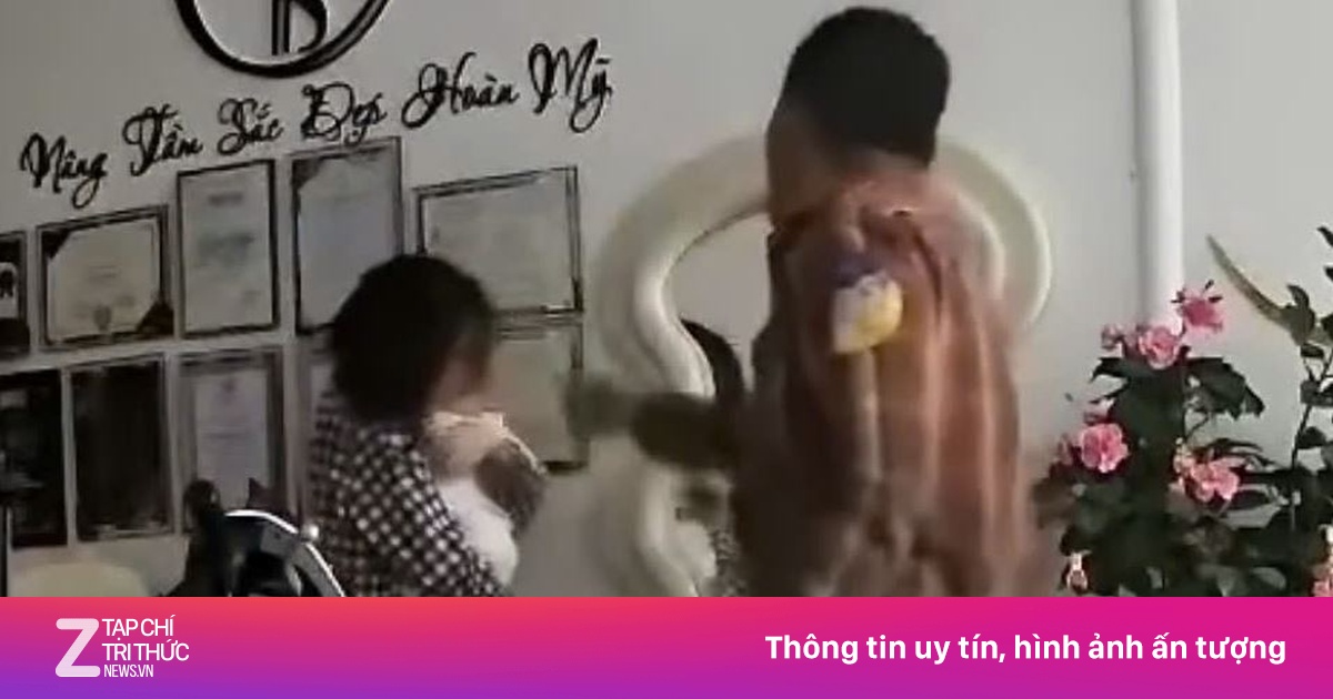 Chồng đánh dã man vợ đang ôm con ở Long An