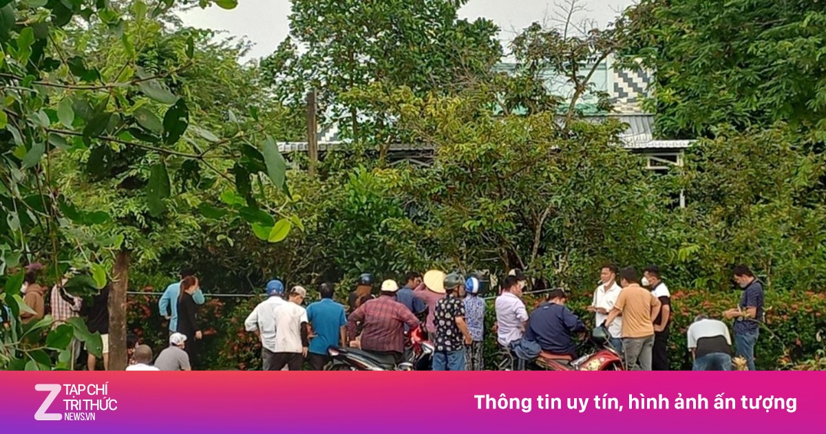 Đi lấy mật ong, phát hiện thi thể cháy sém