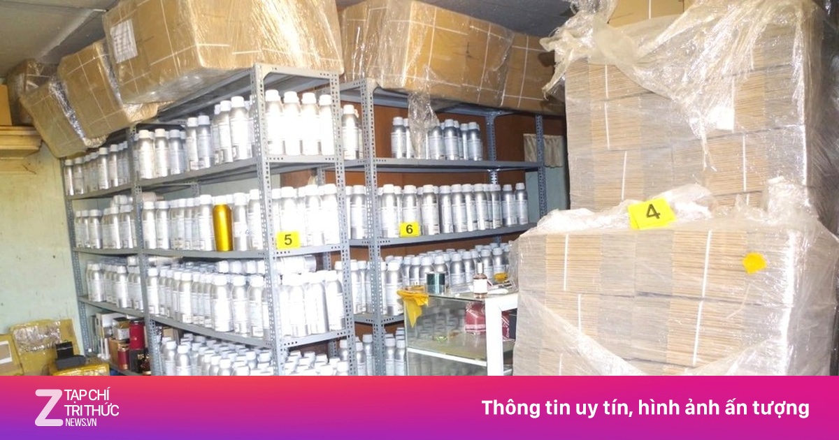 Bên trong cơ sở sản xuất nước hoa giả ‘Made in Dubai’
