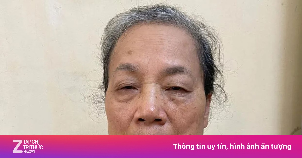 Bắt đối tượng đến tòa án chửi bới rồi phát trực tiếp lên mạng