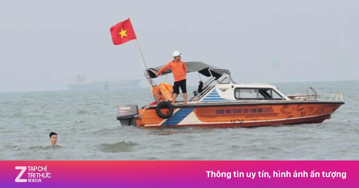 Đôi nam nữ đuối nước tử vong, để lại ôtô trên bờ