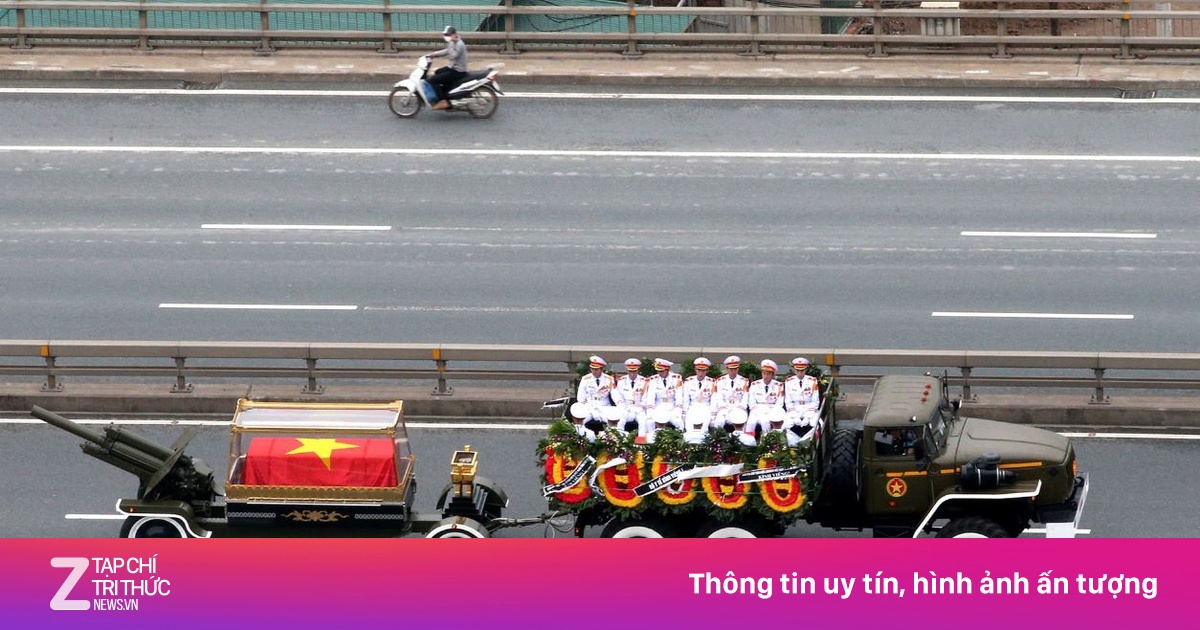 Linh xa nguyên Chủ tịch nước Trần Đức Lương trên đường phố Hà Nội