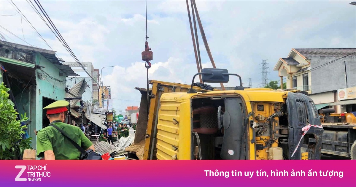 Người phụ nữ đứng trong nhà vẫn gặp họa, bị xe tải tông tử vong