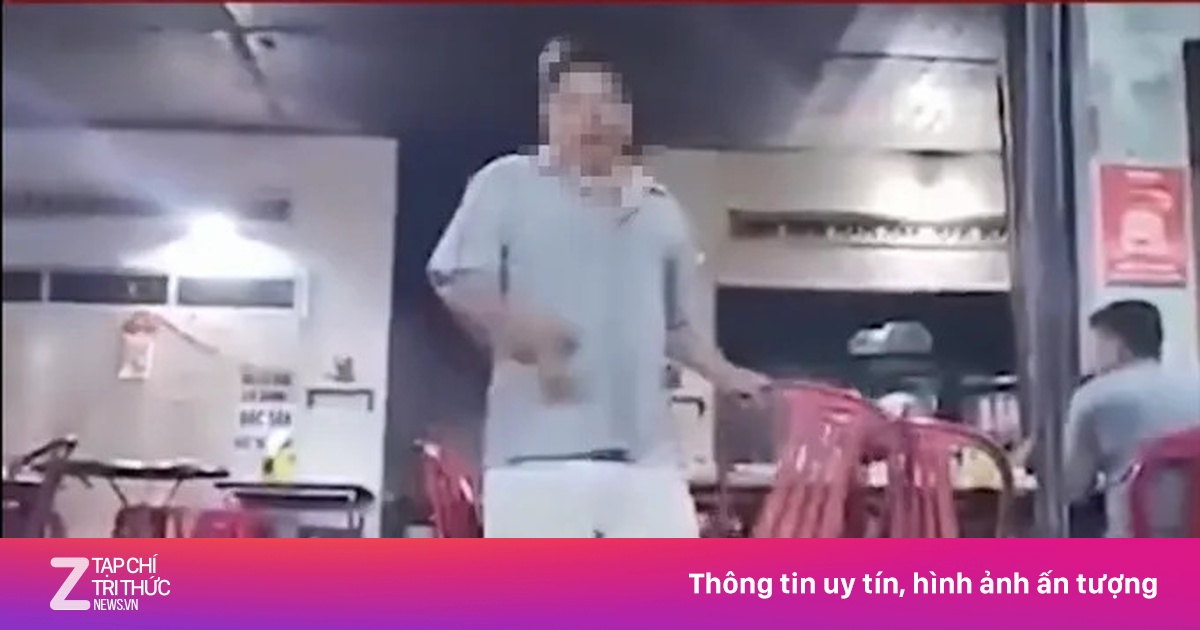 Phàn nàn 2 đĩa cơm gà 280.000 đồng, tài xế bị chủ quán đánh