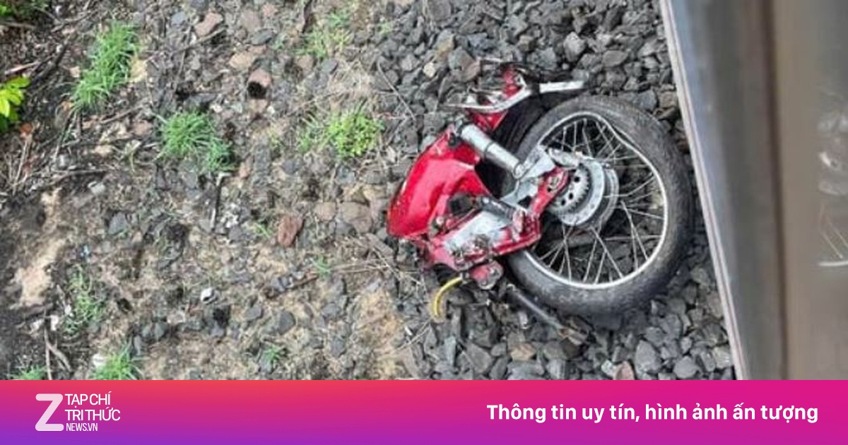 Cố băng qua đường sắt khi gác chắn hạ, hai vợ chồng ở Phú Yên tử vong
