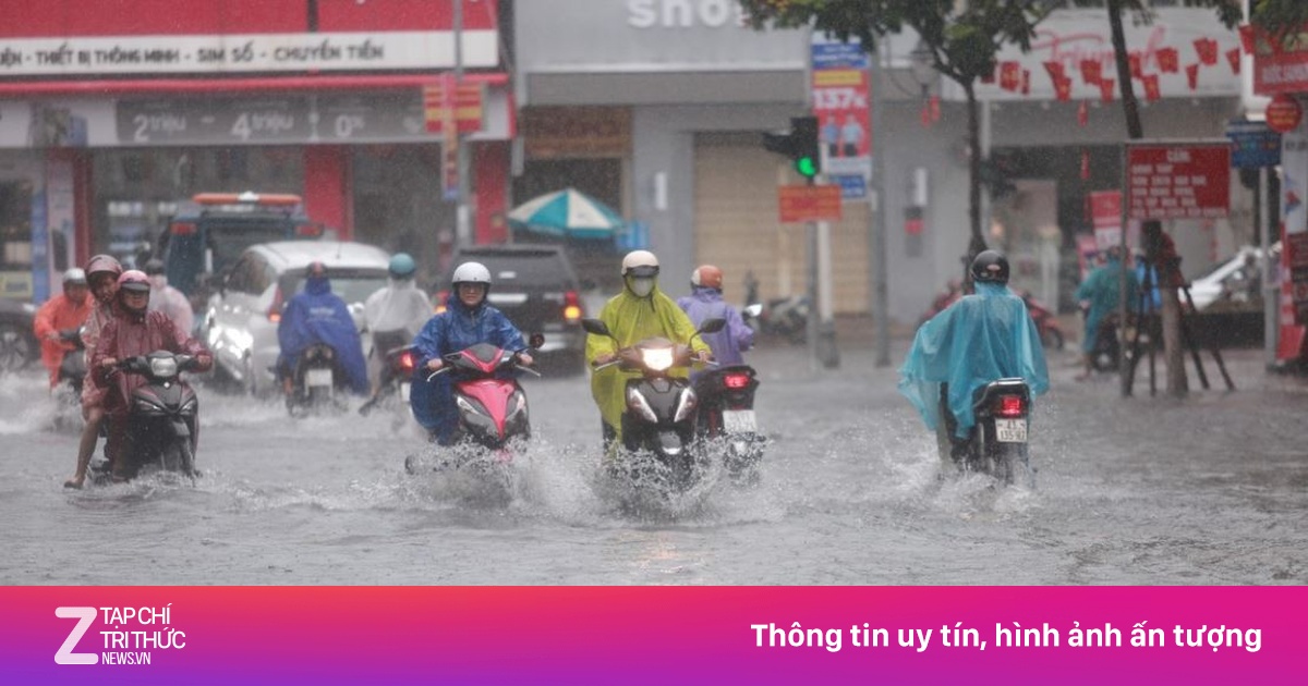 Áp thấp nhiệt đới sẽ trút mưa dữ dội xuống miền Trung, Nam Bộ