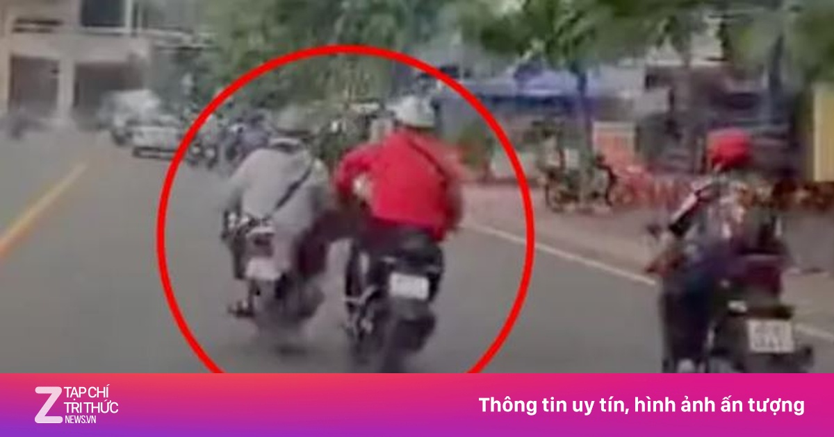 Lấy lời khai người đạp ngã nam thanh niên đi xe máy ở TP.HCM