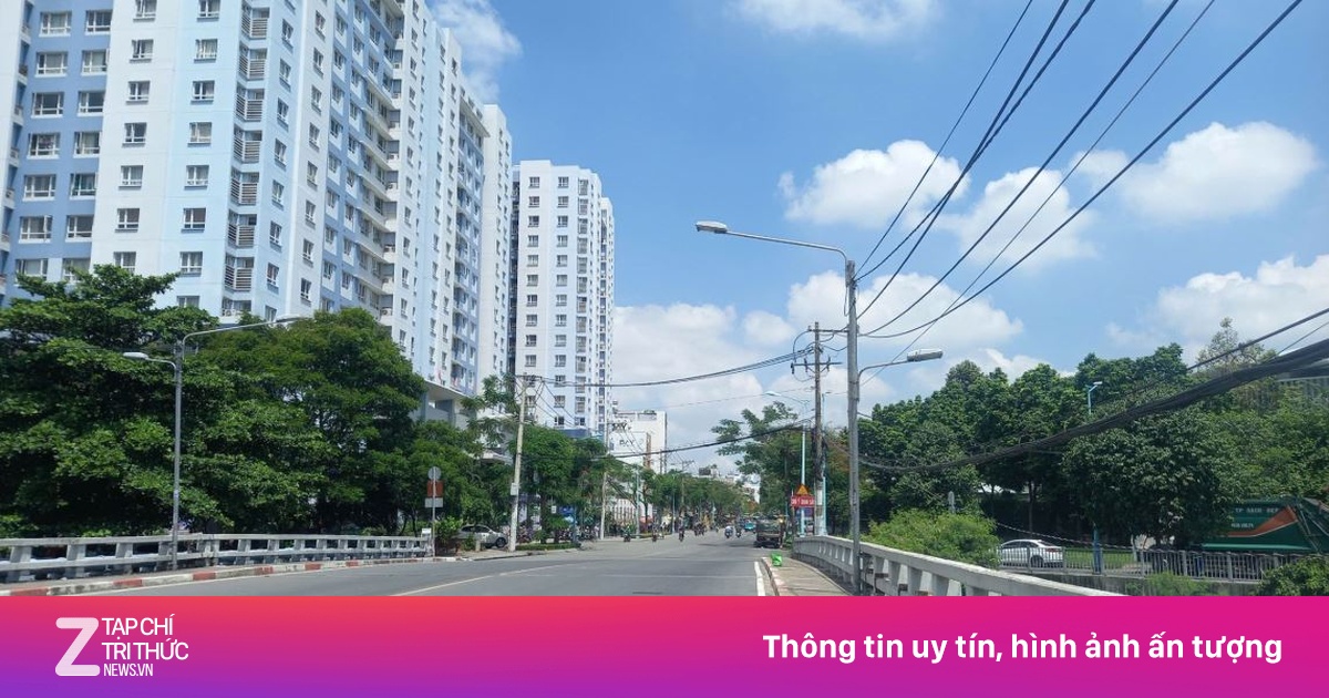 Bé gái sơ sinh bị bỏ rơi trong túi nylon ở TP.HCM