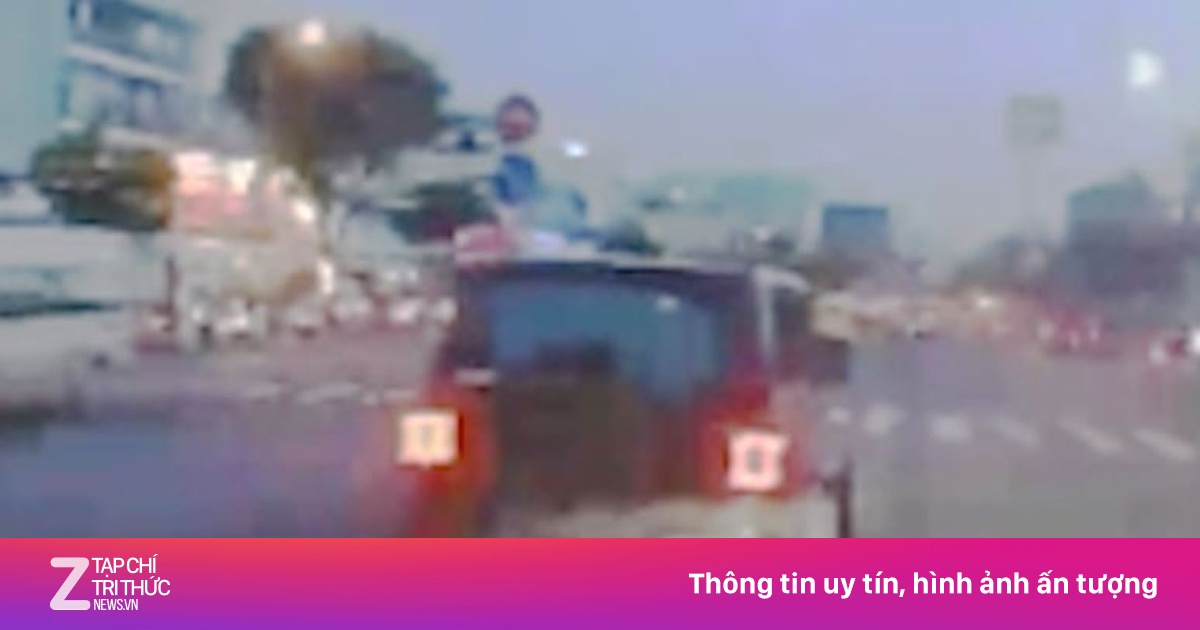 Camera hành trình ghi lại cảnh xe Jeep đâm loạt xe máy ở TP.HCM
