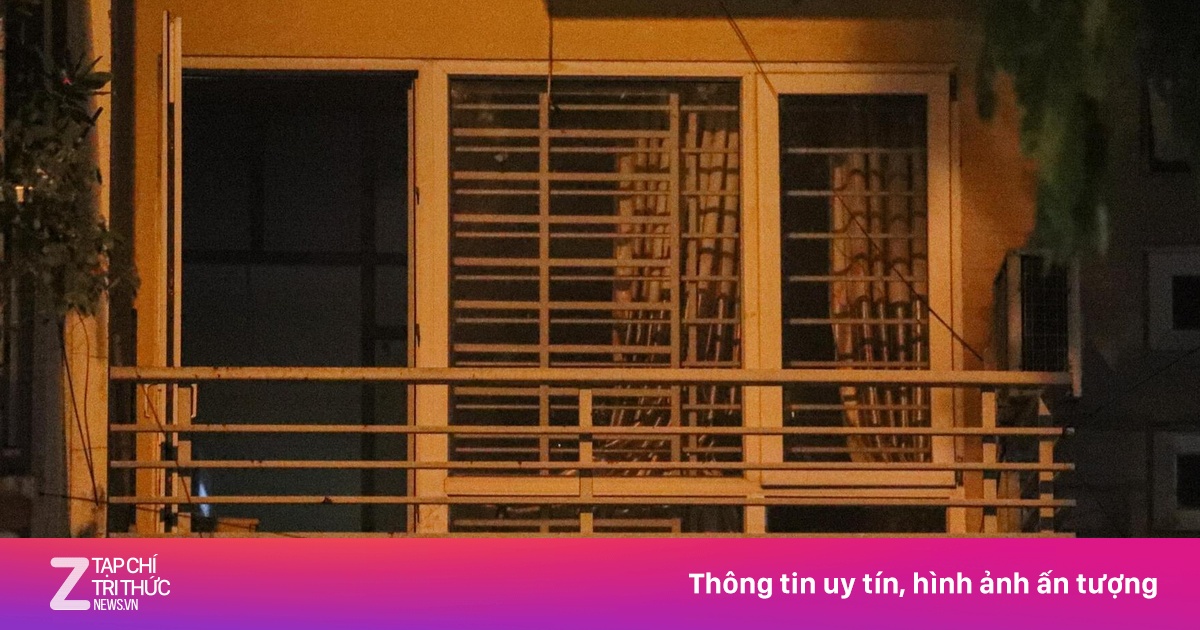 Hiện trường tan hoang vụ nổ gây cháy nhà liền kề tại Hà Đông