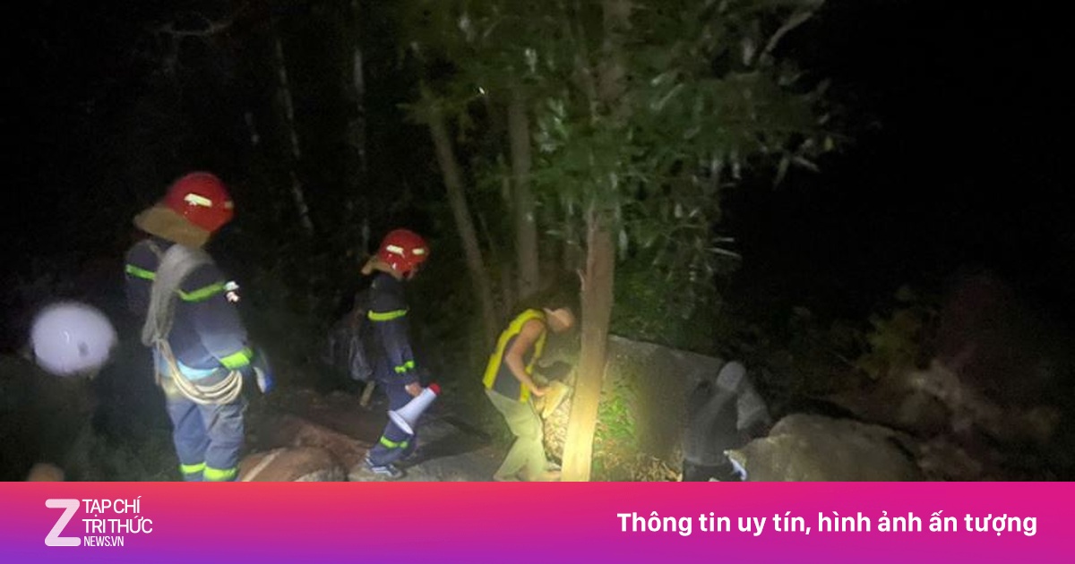 3 người bị lạc khi leo núi ở Khánh Hòa