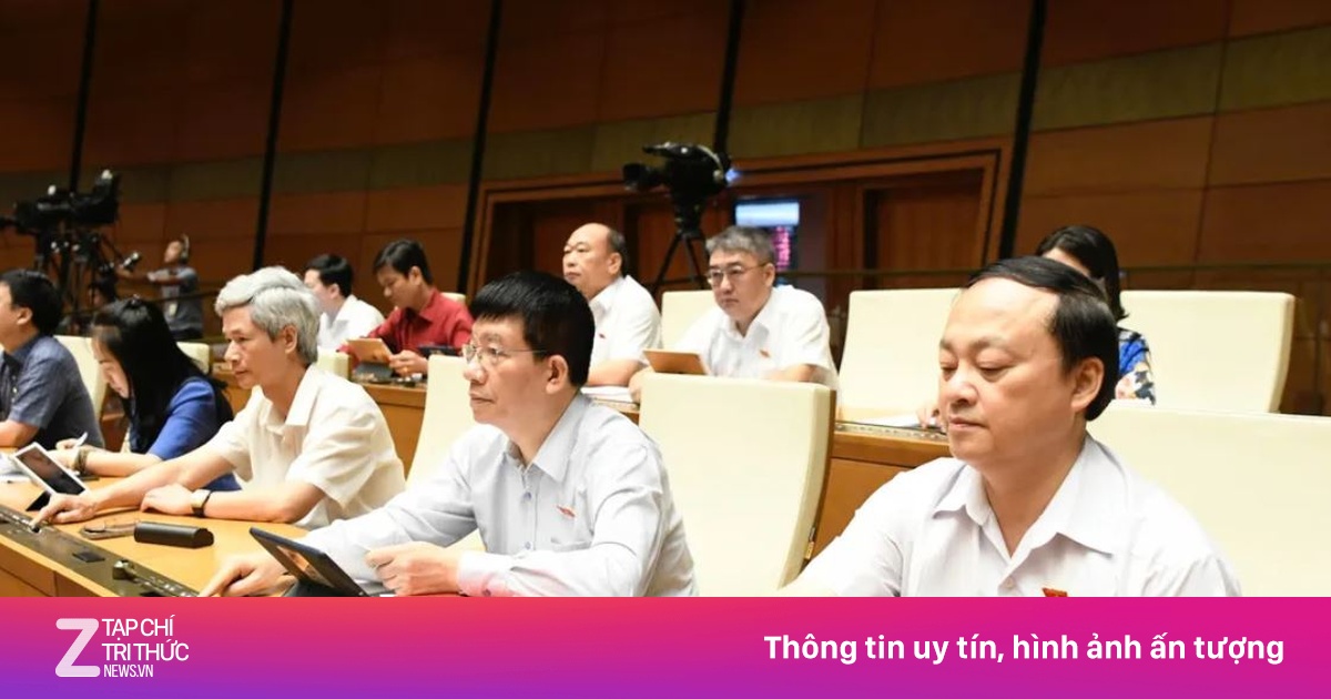 'Chốt' một quốc tịch với cán bộ giữ chức danh theo nhiệm kỳ