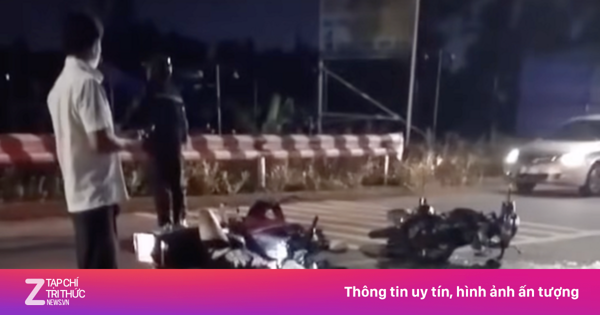 Hai xe máy đối đầu ở TP.HCM, ba người thương vong