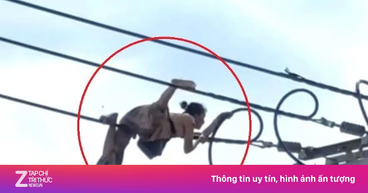 Người phụ nữ trèo lên dây điện ở TP.HCM đã tử vong
