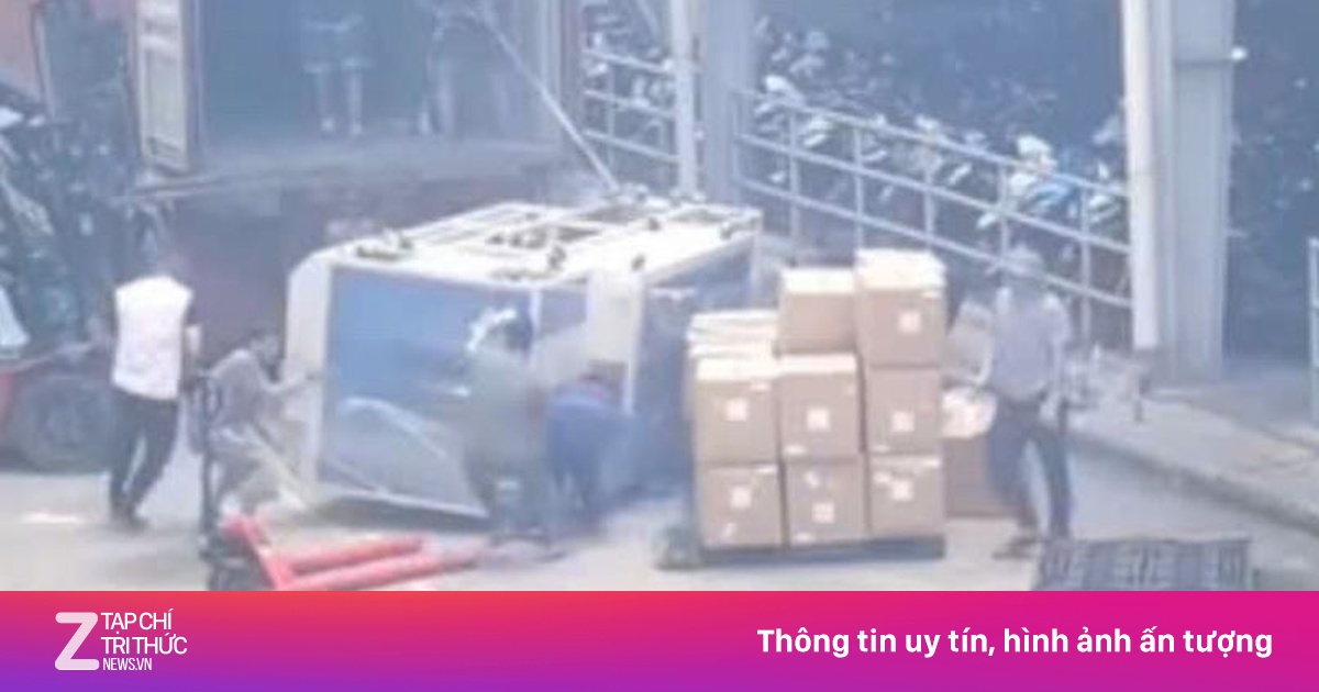 Người đàn ông ở Phú Thọ bị kiện hàng đè tử vong