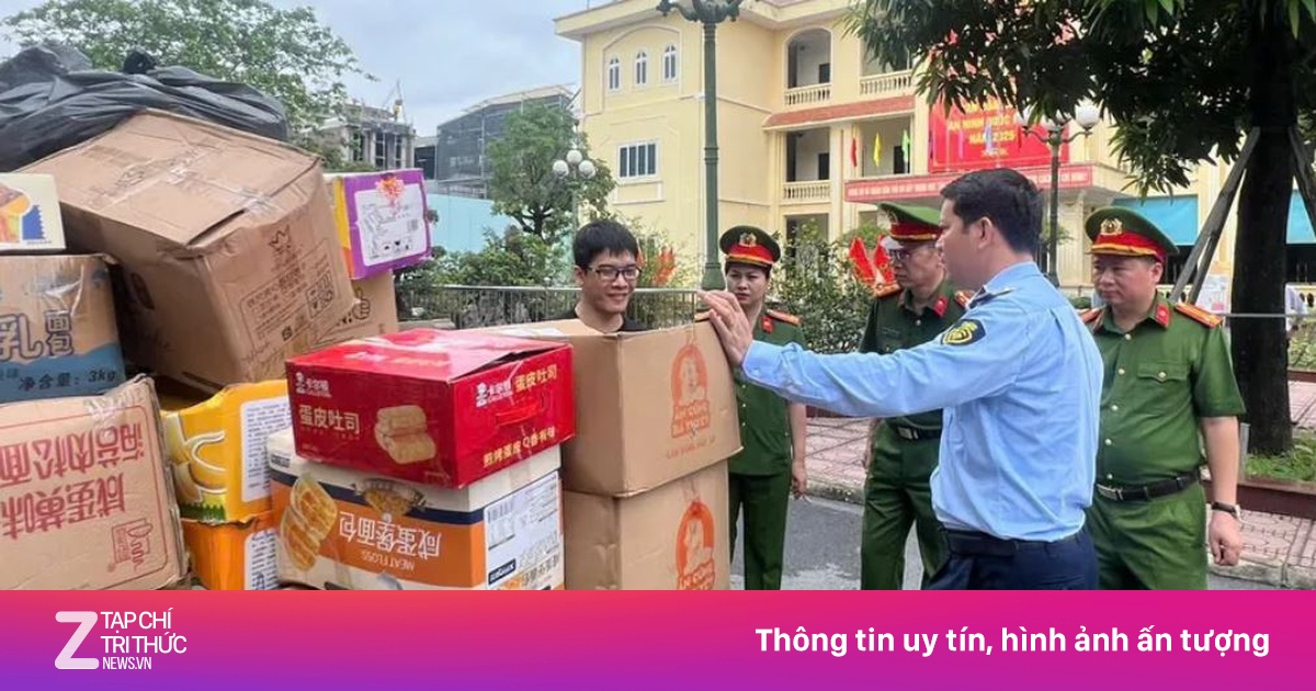 Các hộ tại La Phù tự nguyên giao nộp 25 tấn bánh kẹo để tiêu hủy