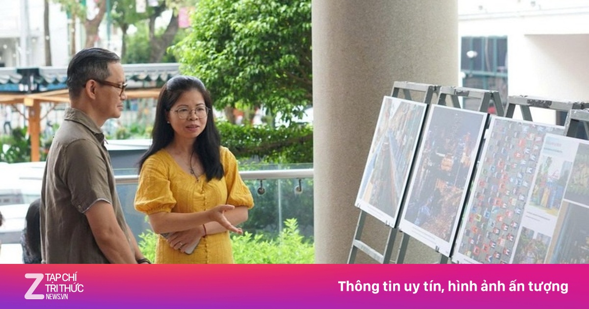 Ra mắt sách ảnh '50 năm sức mạnh Việt Nam' và 'Thành phố hòa bình'