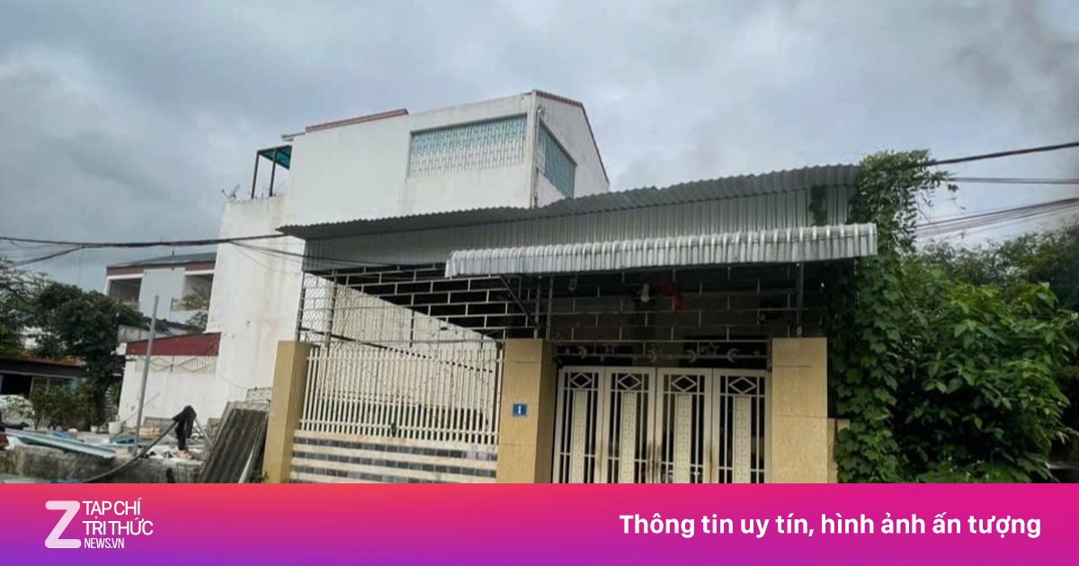 Cứu người đàn ông khóa trái cửa phòng ngủ với 3 bình gas đã mở van