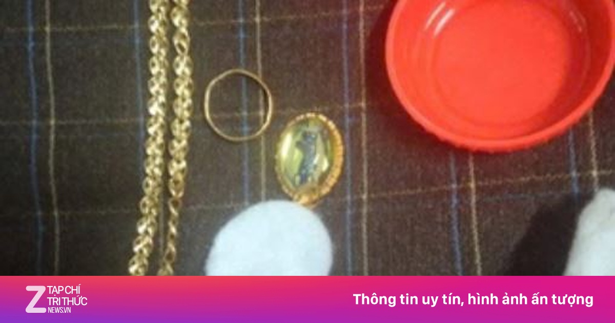 Trả lại 4 chỉ vàng để quên trong đồ cứu trợ người dân vùng lũ