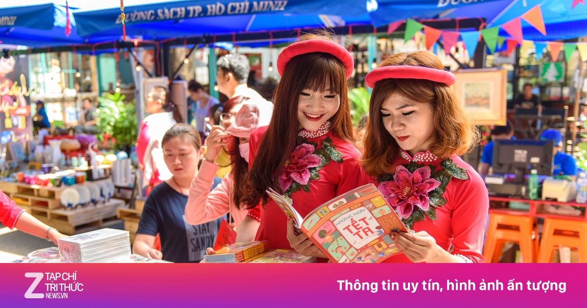 Đến hội sách được lợi về giá hay được lợi về văn hóa?