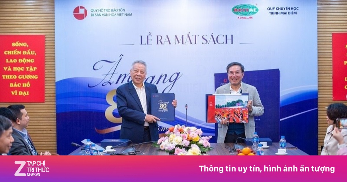 Ra mắt Sách ảnh 'Âm vang 80 năm Cách mạng Tháng Tám và Quốc khánh 2/9'