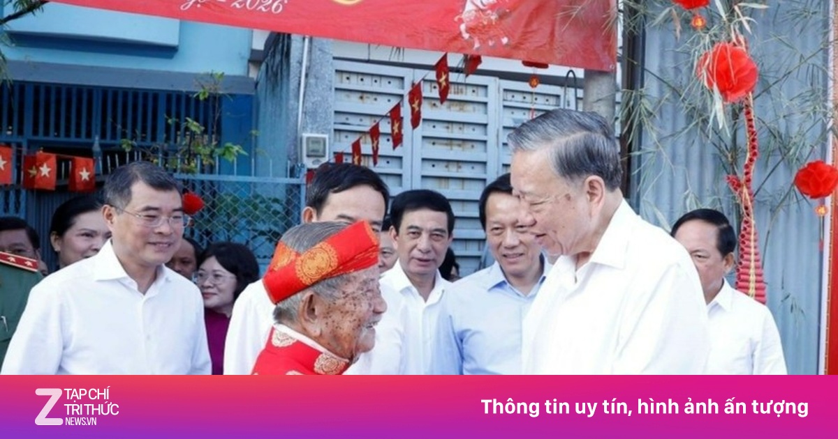 Tổng Bí thư Tô Lâm thăm hỏi, chúc Tết nhà nghiên cứu 105 tuổi Nguyễn Đình Tư