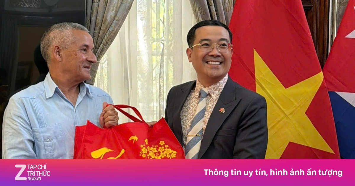 Món quà nhỏ tình cảm lớn các đơn vị xuất bản Việt gửi đồng nghiệp Cuba