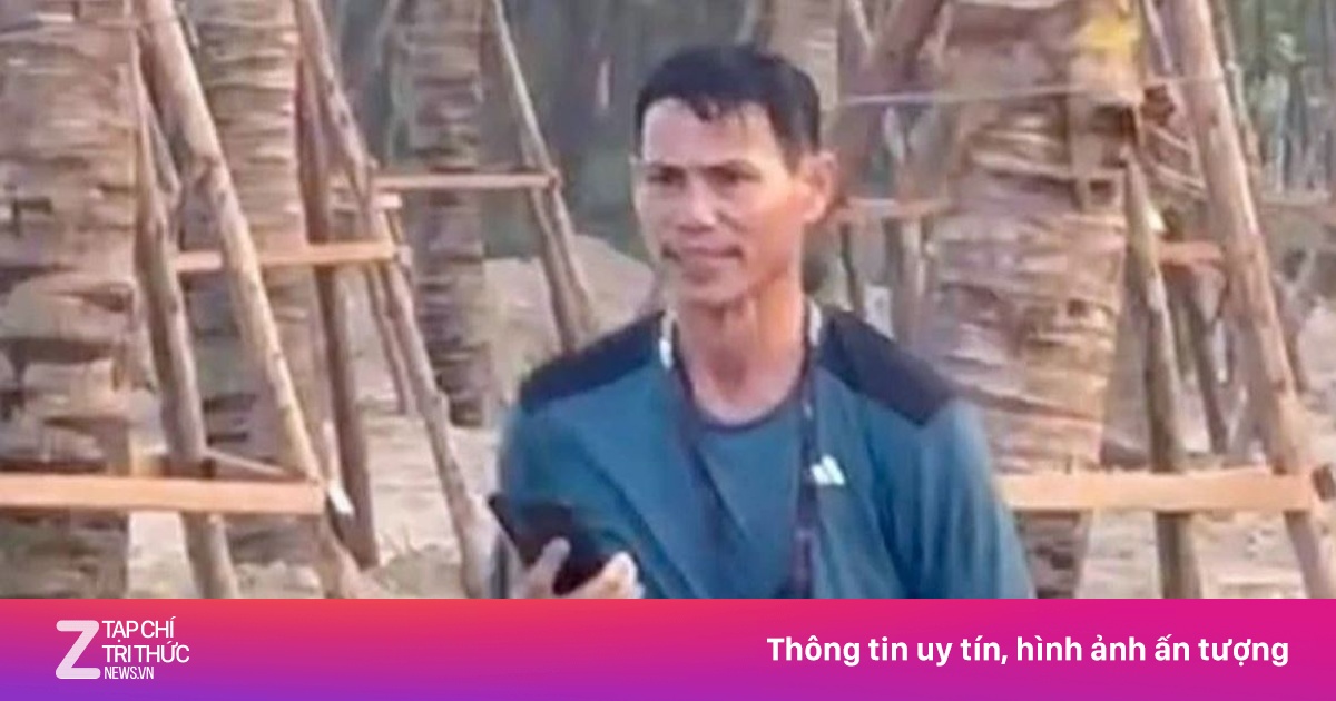 Lao mình giữa sóng lớn cứu du khách bị chuột rút ở Cửa Lò