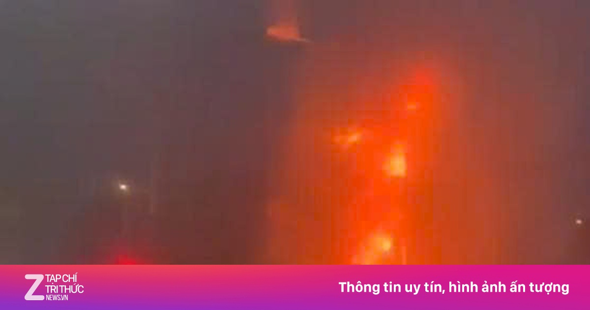 Video Clip Ghi Lại Cảnh Cháy Trụ Điện Tại TP.HCM, Cảnh Báo Nguy Cơ An Toàn