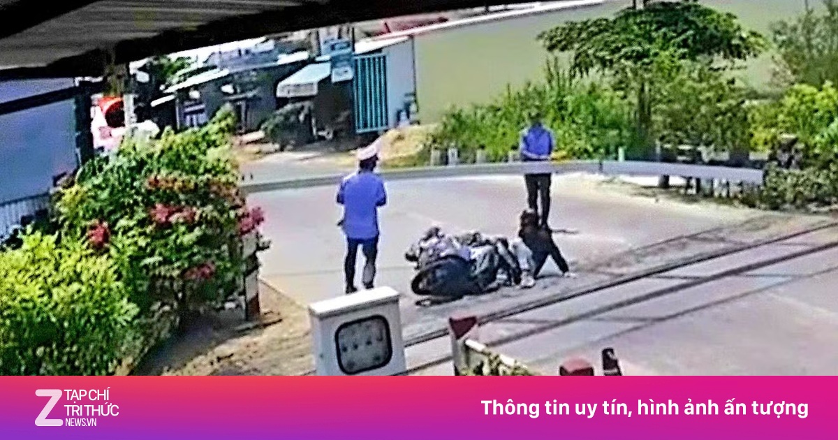Nhân viên gác chắn Quảng Ngãi lên tiếng vụ đá người tông gãy cần chắn