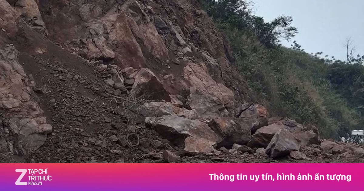 Hơn 20.000 người dân bị cô lập ở Sơn La