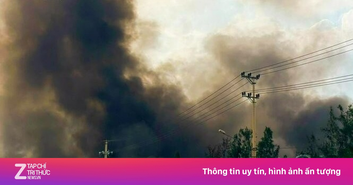 Cháy lớn tại Khu kinh tế Nhơn Hội, Gia Lai: Lực lượng chức năng đang khẩn trương dập lửa