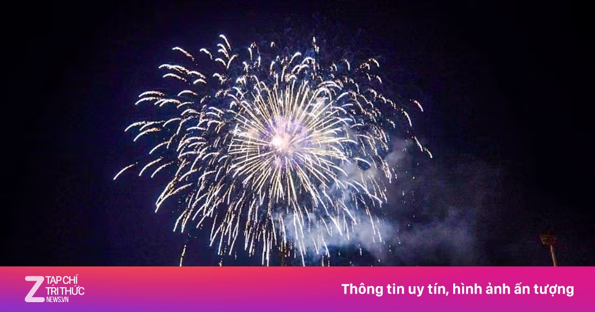 Hà Nội bắn pháo hoa tầm cao dịp nghỉ lễ Giỗ tổ Hùng Vương, 30/4-1/5