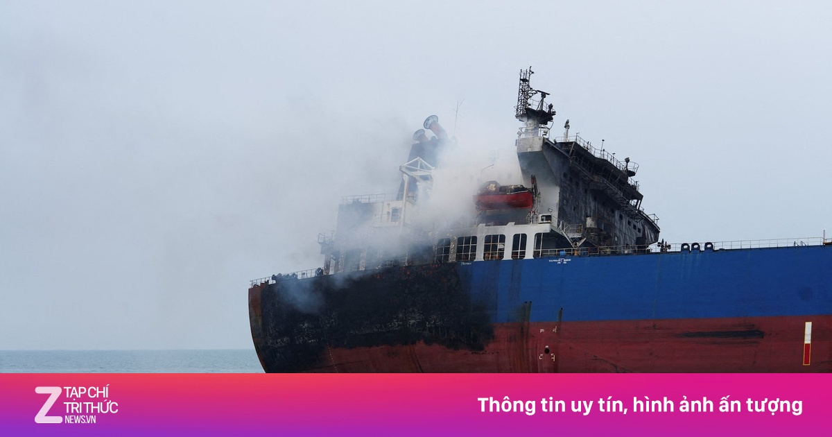 'Tấm vé thông hành' bí mật giữa eo biển Hormuz