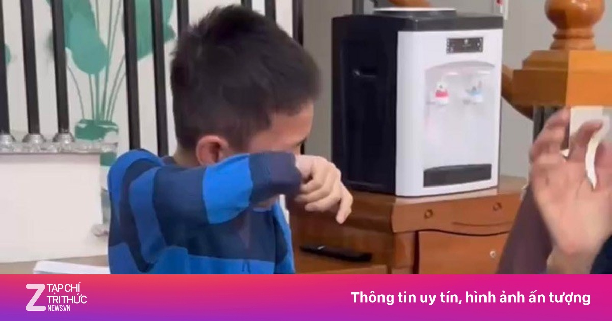 Bật khóc với cảnh xét nghiệm ADN cho bé bị bỏ rơi ở Quảng Ninh nhận mẹ