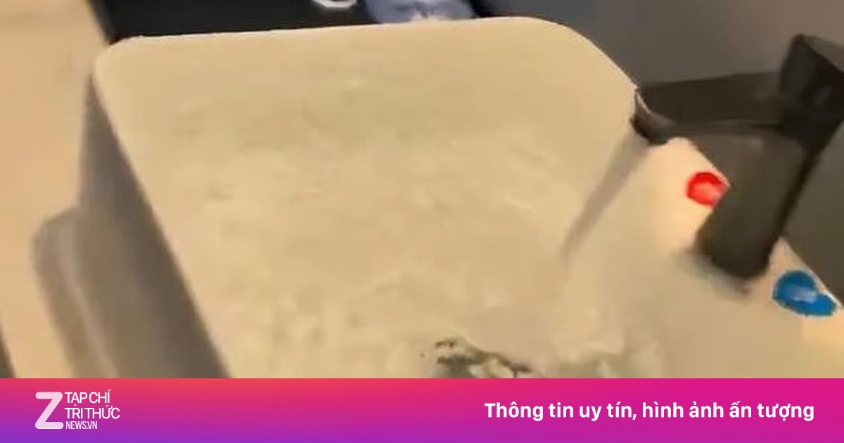 Bị từ chối hủy phòng, cô gái TQ xả nước lênh láng, đền gấp 280 lần