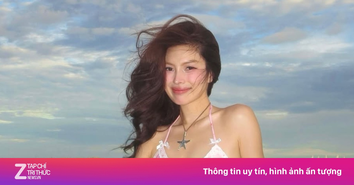 Hot girl TP.HCM kỷ niệm 7 năm yêu với cựu tuyển thủ U23