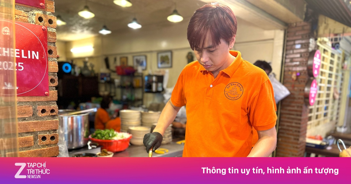 Ly cà phê, tô bún bò ở 'đất vàng' trung tâm TP.HCM đều tăng giá