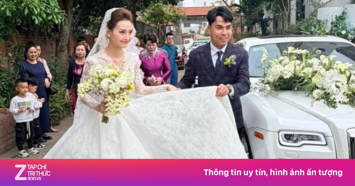 Cầu thủ Đức Huy và MC Mù Tạt cưới