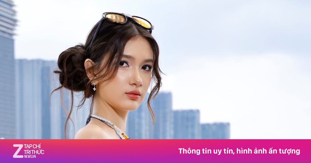 Em gái Đặng Văn Lâm lần đầu làm người mẫu, bố và chị dâu ủng hộ nhiệt tình