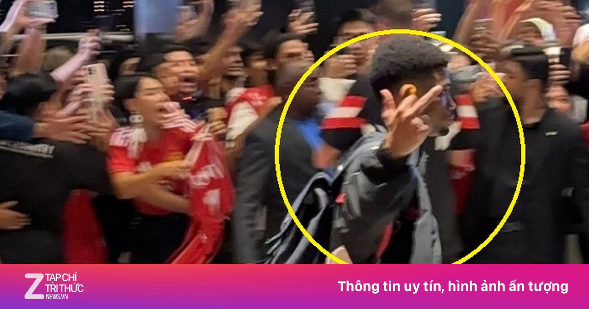 Amad lên tiếng về 'ngón tay giữa'